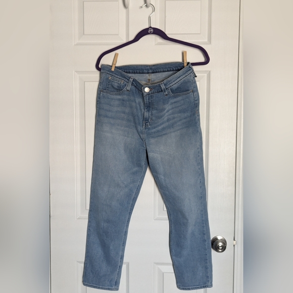 BDG Urban Outfitters High Rise Slim Girlfriend Jeans Light Wash Indigo Size 31 - Picture 2 of 7